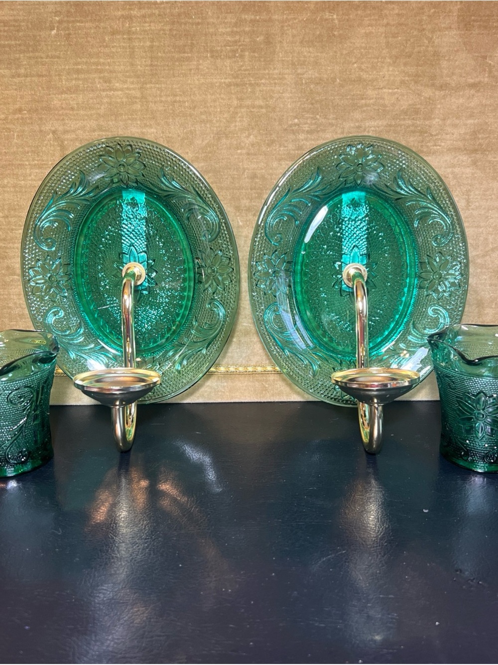 Vtg Tiara Sandwich Pressed Glass Wall Sconce Candleholder Votives Set Green 9.5”
